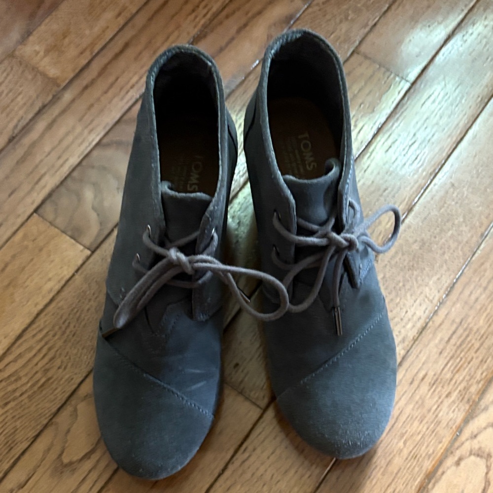 Toms Charcoal Lace-Up Boots